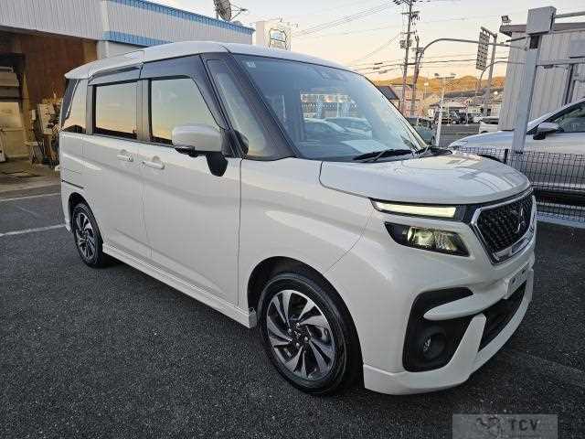 2022 Mitsubishi Mitsubishi Others