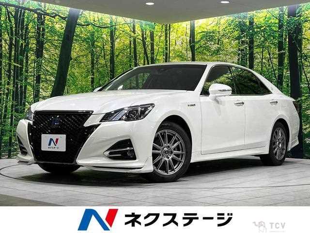 2018 Toyota Crown Hybrid