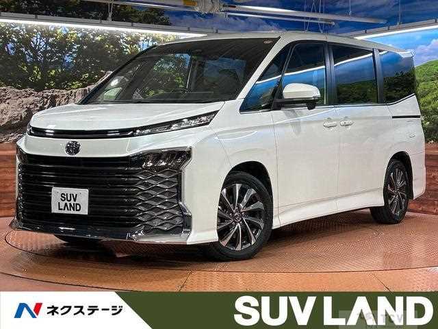 2022 Toyota Voxy