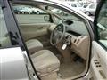 2001 Toyota Nadia