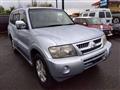 2005 Mitsubishi Pajero