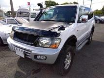 1999 Mitsubishi Pajero