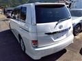 2014 Toyota Isis