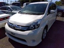 2014 Toyota Isis