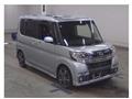 2016 Daihatsu Tanto