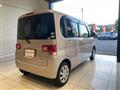 2011 Daihatsu Tanto