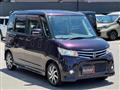 2012 Nissan ROOX