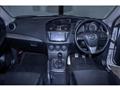 2013 Mazda Axela