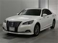 2016 Toyota Crown Hybrid