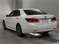 2016 Toyota Crown Hybrid