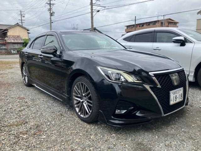 2016 Toyota Crown