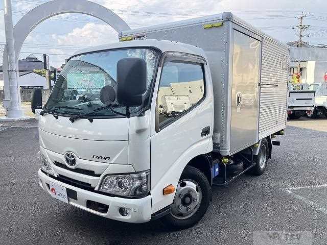 2020 Toyota Dyna Truck