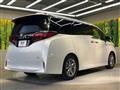 2024 Toyota Alphard Hybrid