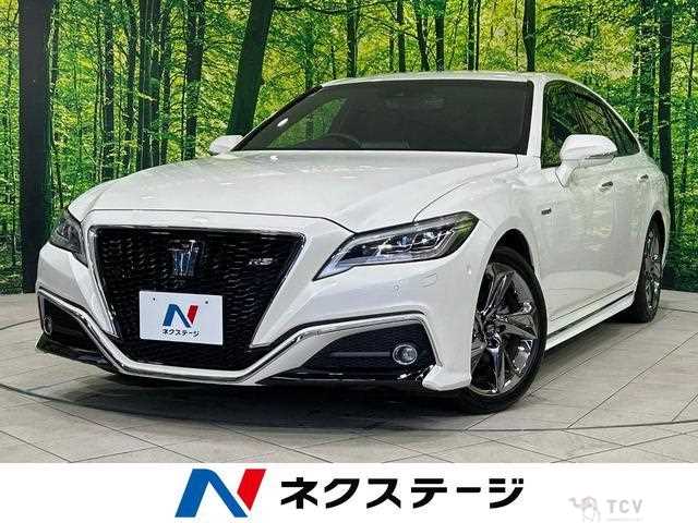 2019 Toyota Crown Hybrid