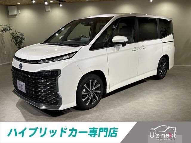 2025 Toyota Voxy