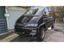 2001 Mitsubishi Delica Spacegear