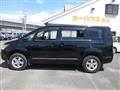 2010 Mitsubishi Delica D5