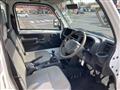 2017 Mitsubishi Minicab Truck