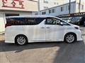 2016 Toyota Alphard G