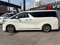 2017 Toyota Vellfire