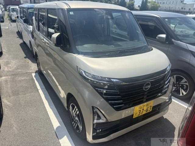 2025 Nissan ROOX
