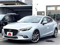 2017 Mazda Axela