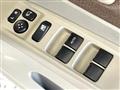 2010 Nissan ROOX