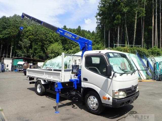 2010 Hino Dutro