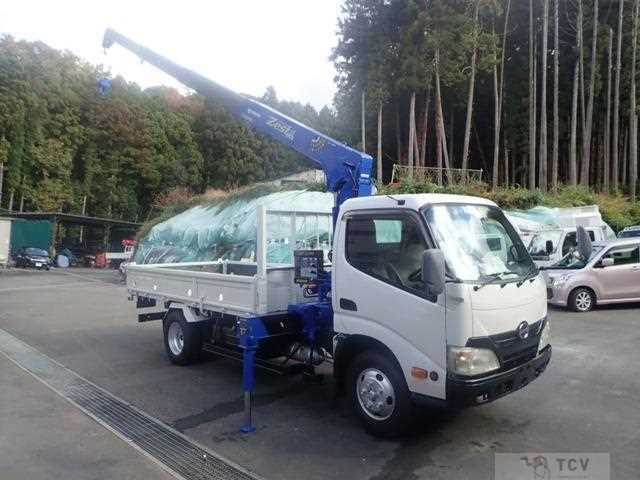 2012 Hino Dutro