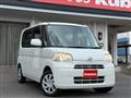 2011 Daihatsu Tanto