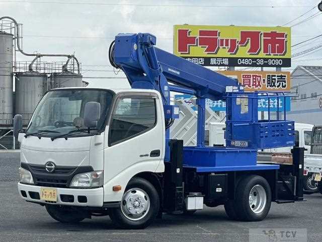 2014 Hino Dutro