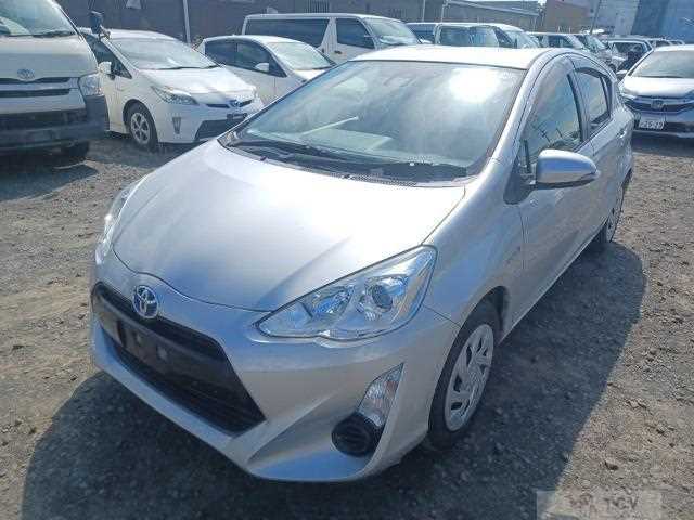 2016 Toyota AQUA