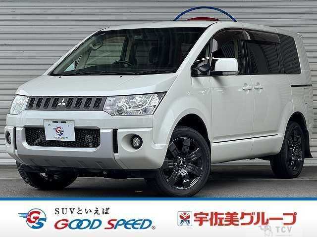 2013 Mitsubishi Delica D5