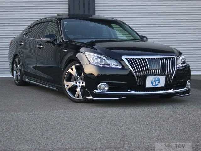 2015 Toyota Crown Majesta