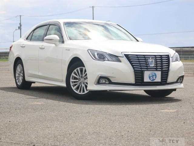 2018 Toyota Crown Hybrid