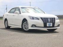 2018 Toyota Crown Hybrid