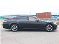 2018 Toyota Crown Hybrid