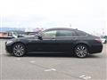 2018 Toyota Crown Hybrid