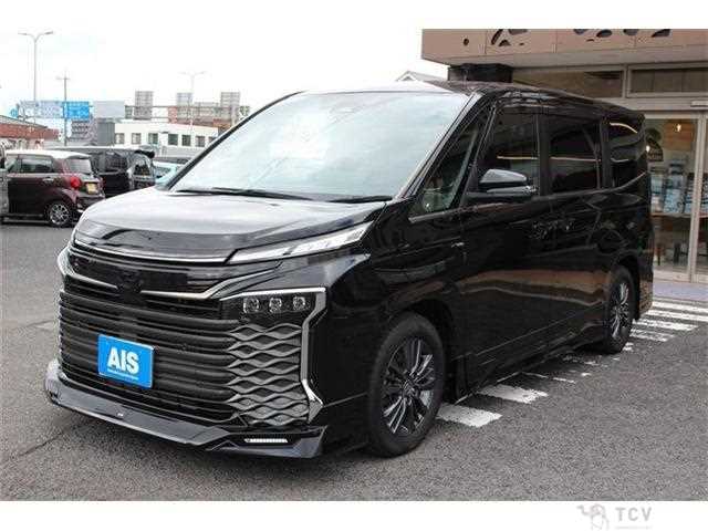2023 Toyota Voxy