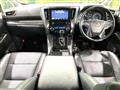 2019 Toyota Alphard Hybrid
