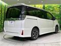 2017 Toyota Voxy