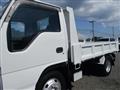 2015 Isuzu Elf Truck