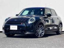 2021 BMW MINI