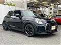 2023 BMW MINI