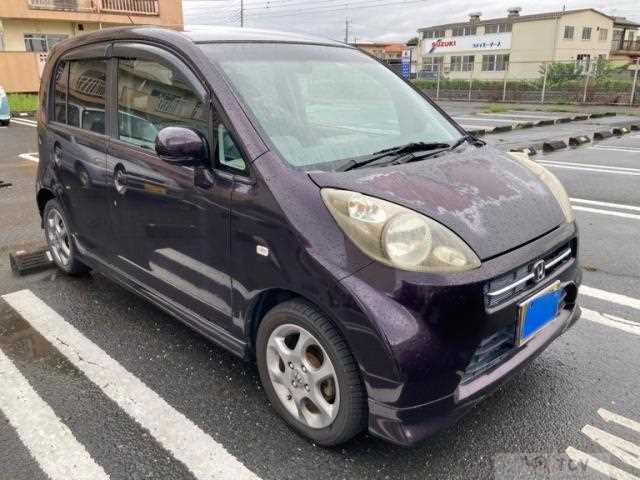 2005 Honda Life