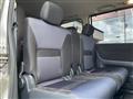 2009 Nissan Serena