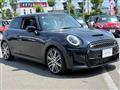 2022 BMW MINI