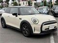 2022 BMW MINI