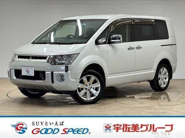 2014 Mitsubishi Delica D5