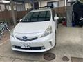 2012 Toyota PRIUS α